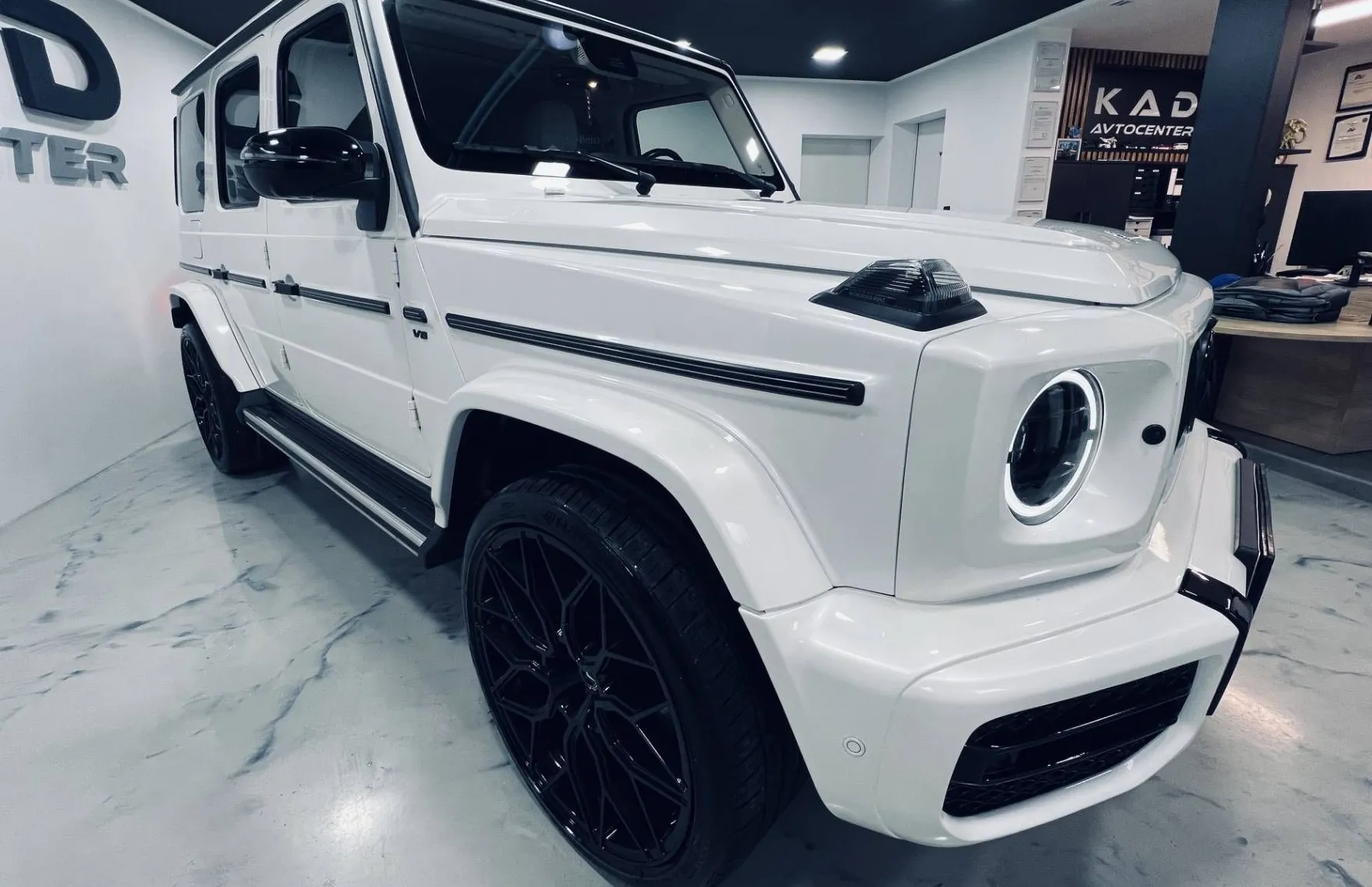 Zunanja slika - Mercedes-Benz G-Razred - G350d AMG G63 LOOK-KAMERA-ALU 23- - 3