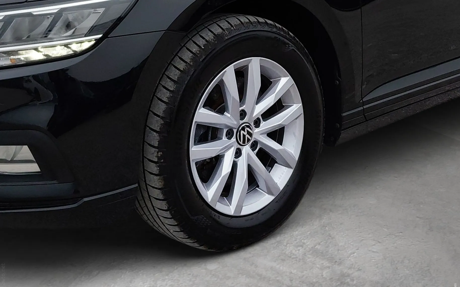 Zunanja slika - Volkswagen Passat Variant - 2.0 TDI BMT SCR Business DSG-Vlečna kljuka-Kamera - 6