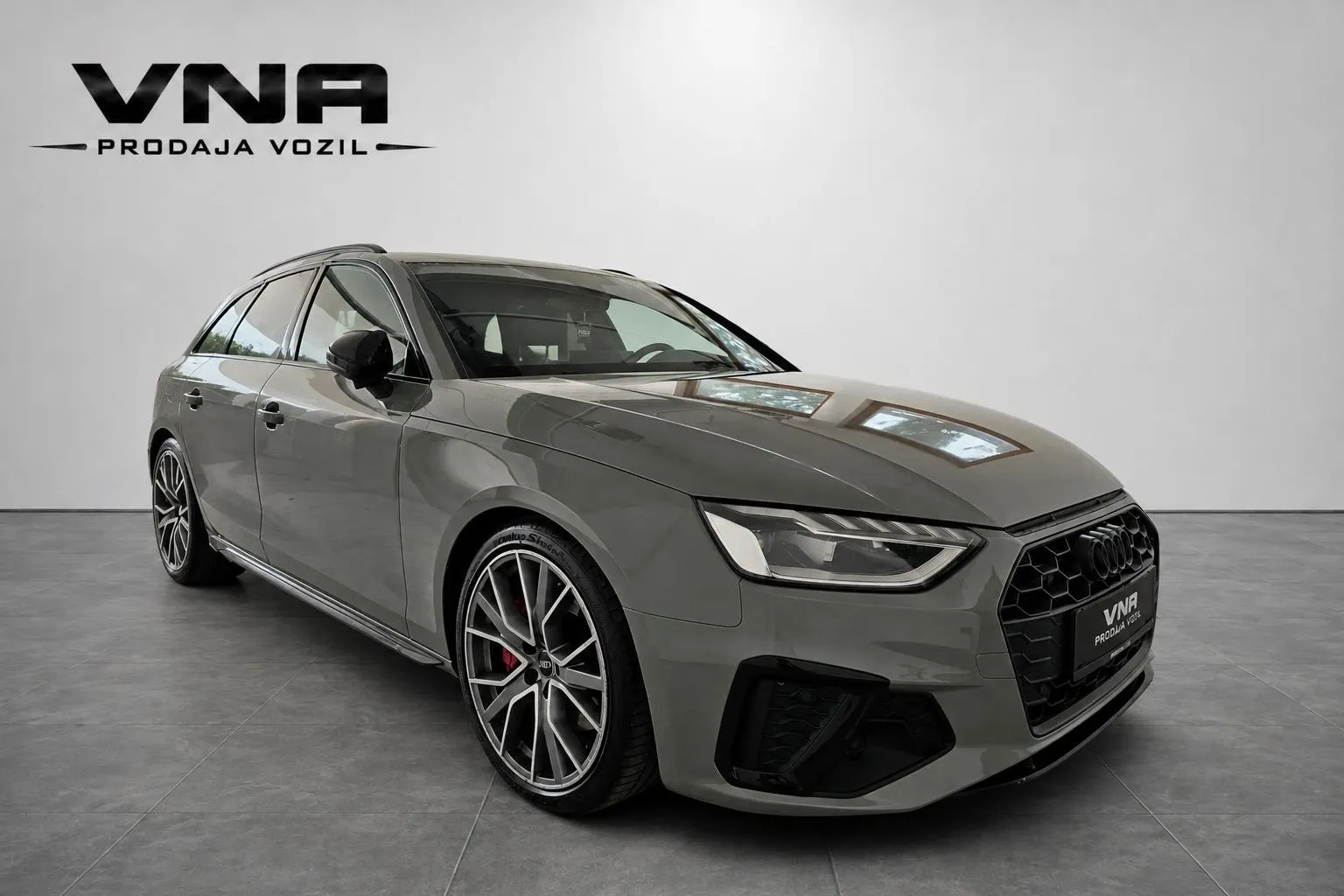 Zunanja slika - Audi A4 Avant - quattro 45 TFSI S-LINE |EDITION-ONE|NARDO|ALU18| - 3