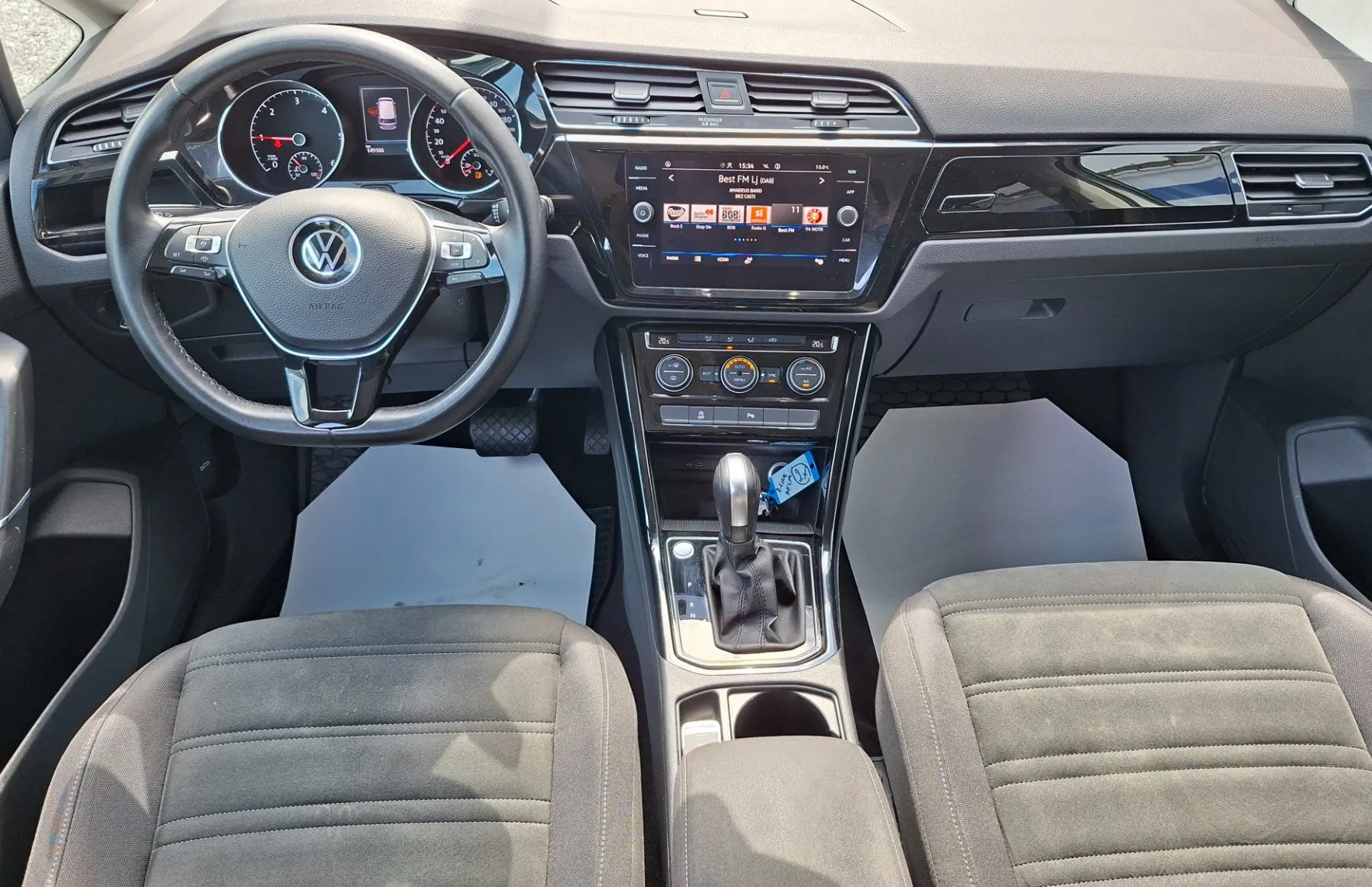 Zunanja slika - Volkswagen Touran - 2.0 TDI R-Line Edition DSG -1.Lastnik-Slo. poreklo - 11