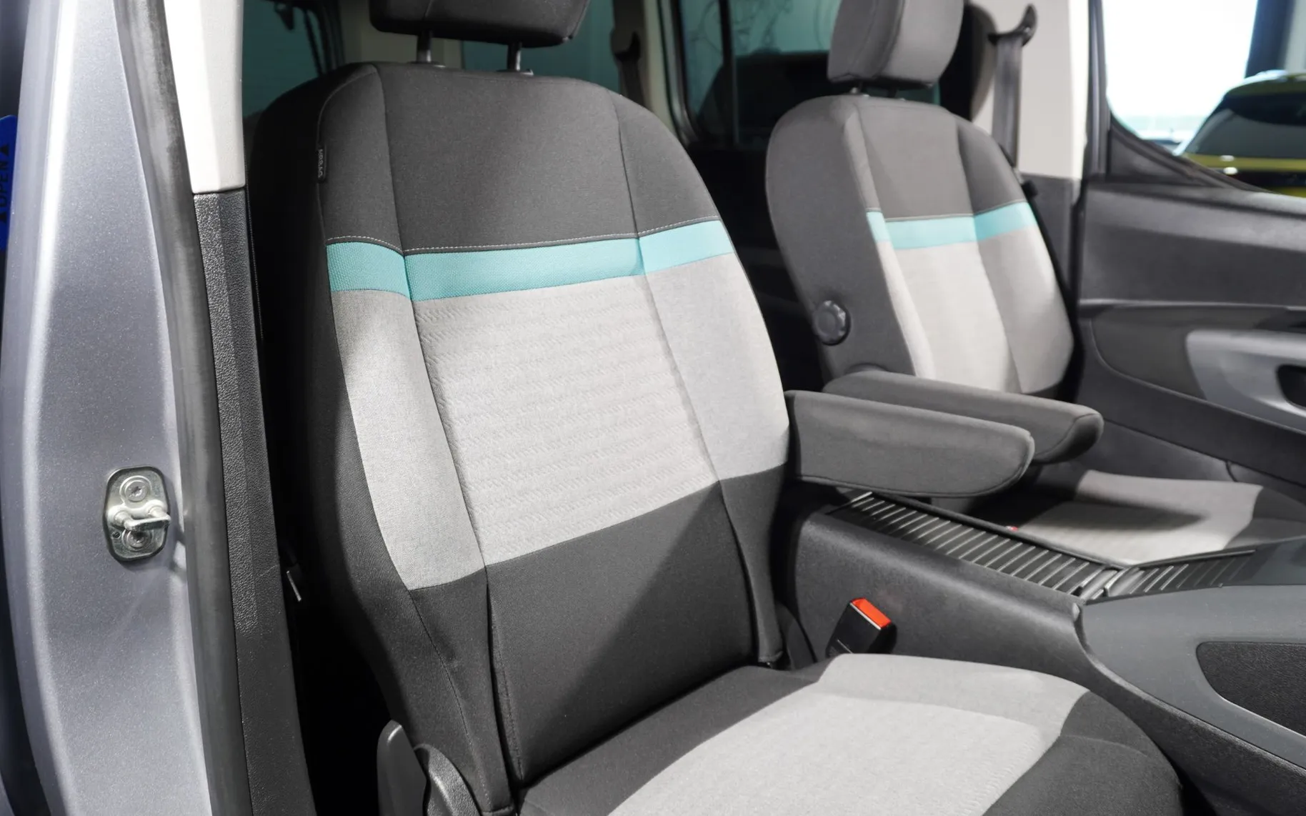 Zunanja slika - Citroën Berlingo - 1.5 BlueHDi 130 Furgon XL L2 + LIMITED + SLOVENSKI - 14