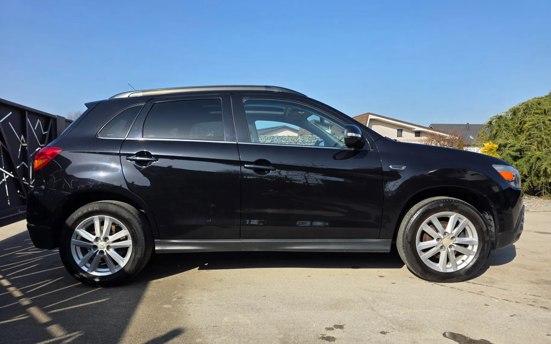 Zunanja slika - Mitsubishi ASX - 4WD 1,8 DI-D Invite - 5