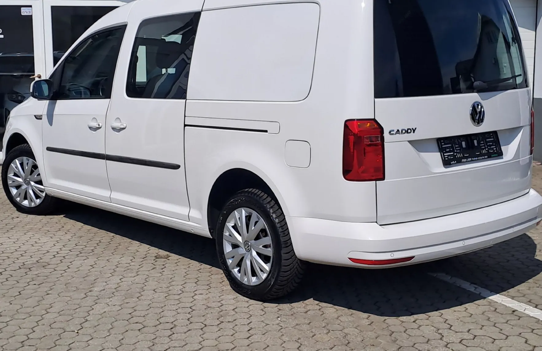 Zunanja slika - Volkswagen Caddy - 2.0 TDI - 3