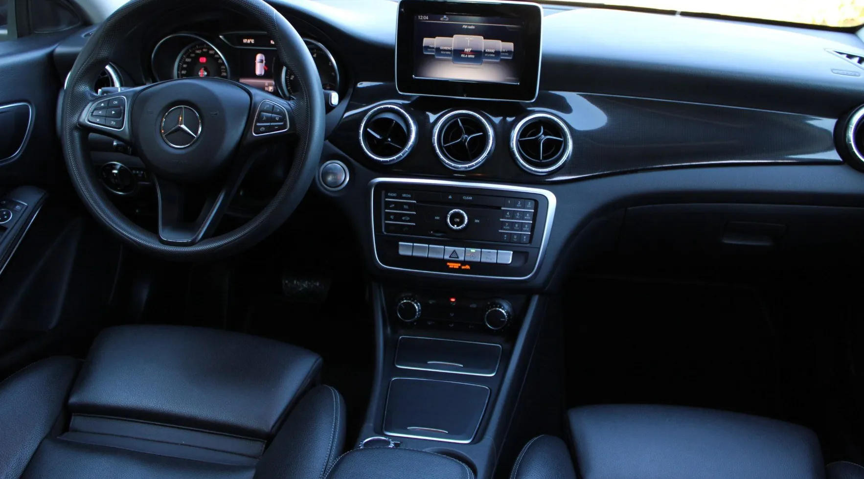 Zunanja slika - Mercedes-Benz CLA-Razred - CLA Shooting Brake CLA 220 d Shooting Brake Avt. - ALU-2X PDC-USN - 16