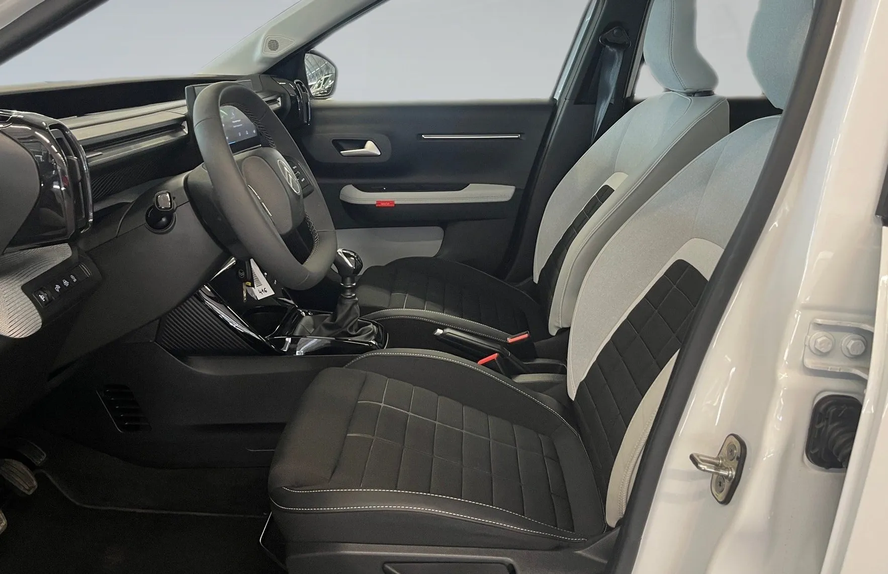 Zunanja slika - Citroën C3 - 1.2 Turbo 100 Plus - 7