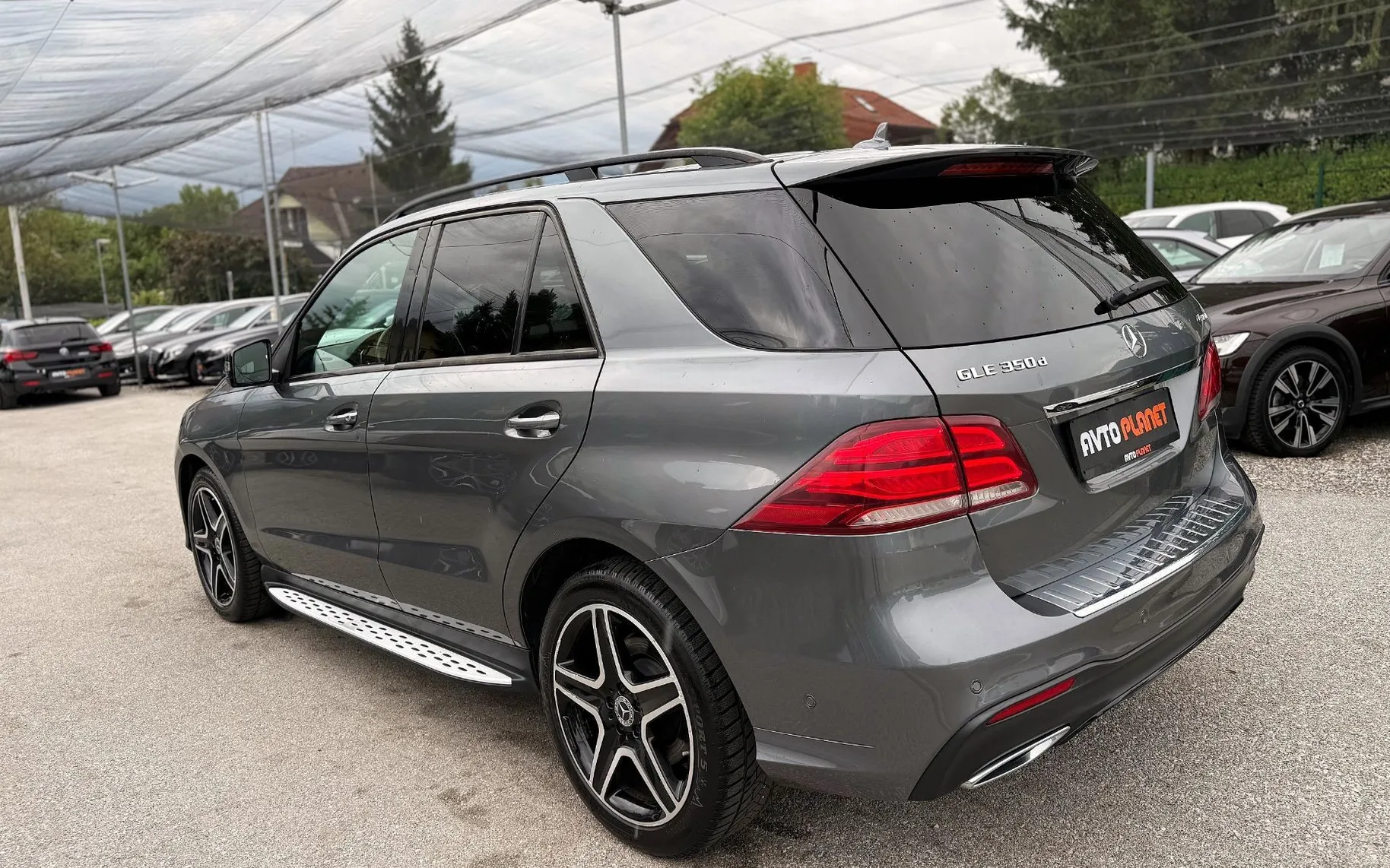 Zunanja slika - Mercedes-Benz GLE-Razred - GLE 350 d 4MATIC AMG LiNE AIRMATIC LED 360K ALU20 - 3