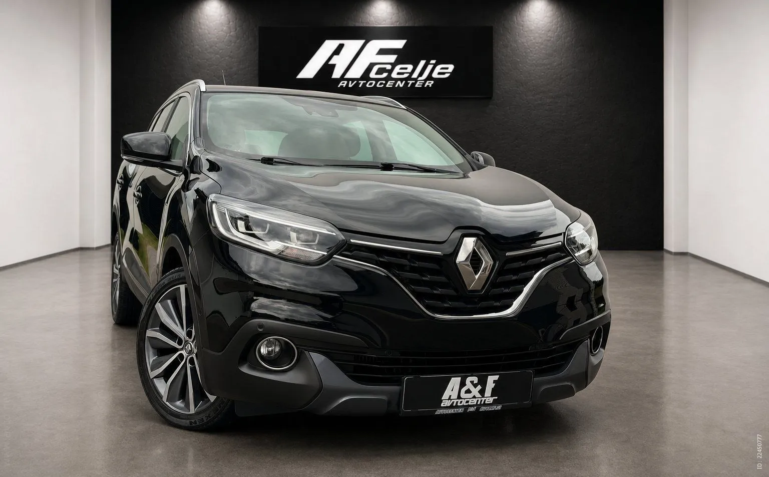 Zunanja slika - Renault Kadjar - 1.6 DCI-4X4 POGON-BOSE-LIZING ZA TUJCE-XENON+LED-. - 3