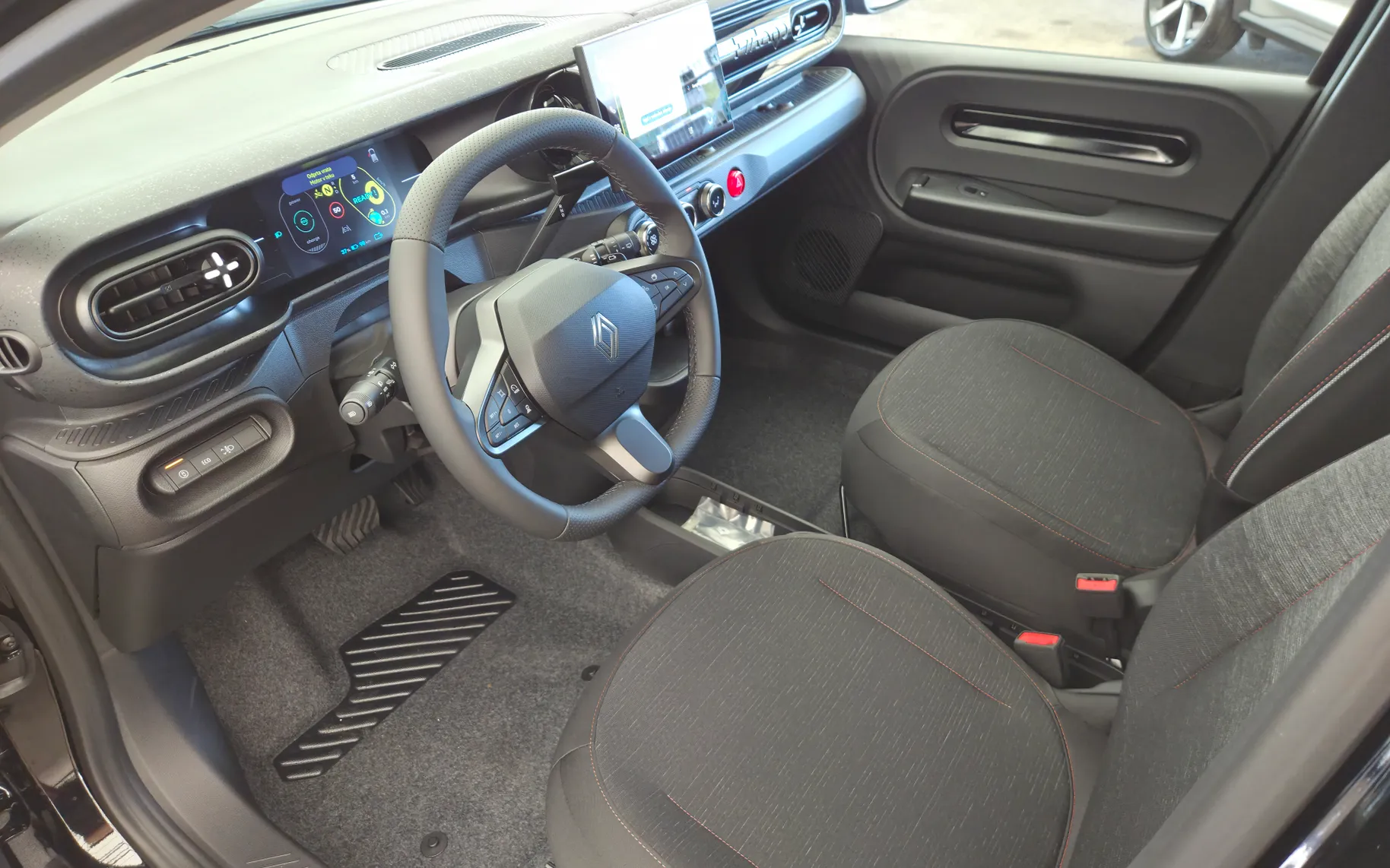 Zunanja slika - Renault Twingo - Techno E-Tech+Gretje sedežev - 15