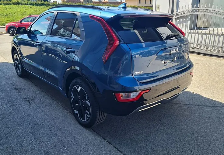 Zunanja slika - KIA Niro - LIMITED EDITION  64.8 kWh - 7