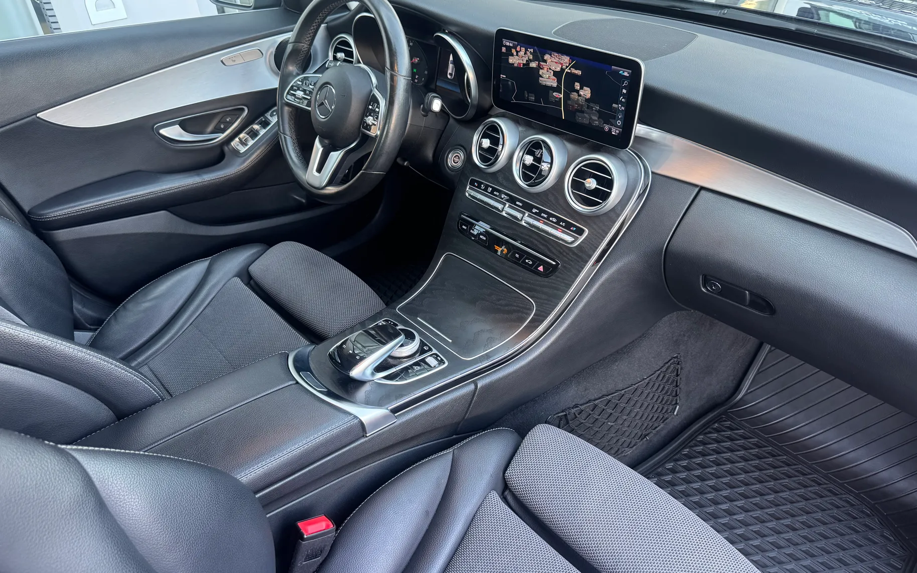 Zunanja slika - Mercedes-Benz C-Razred - 220d-AUT-AVANTGARDE-MULTIBEAM-NAVI-SLO-PREMIUM - 9