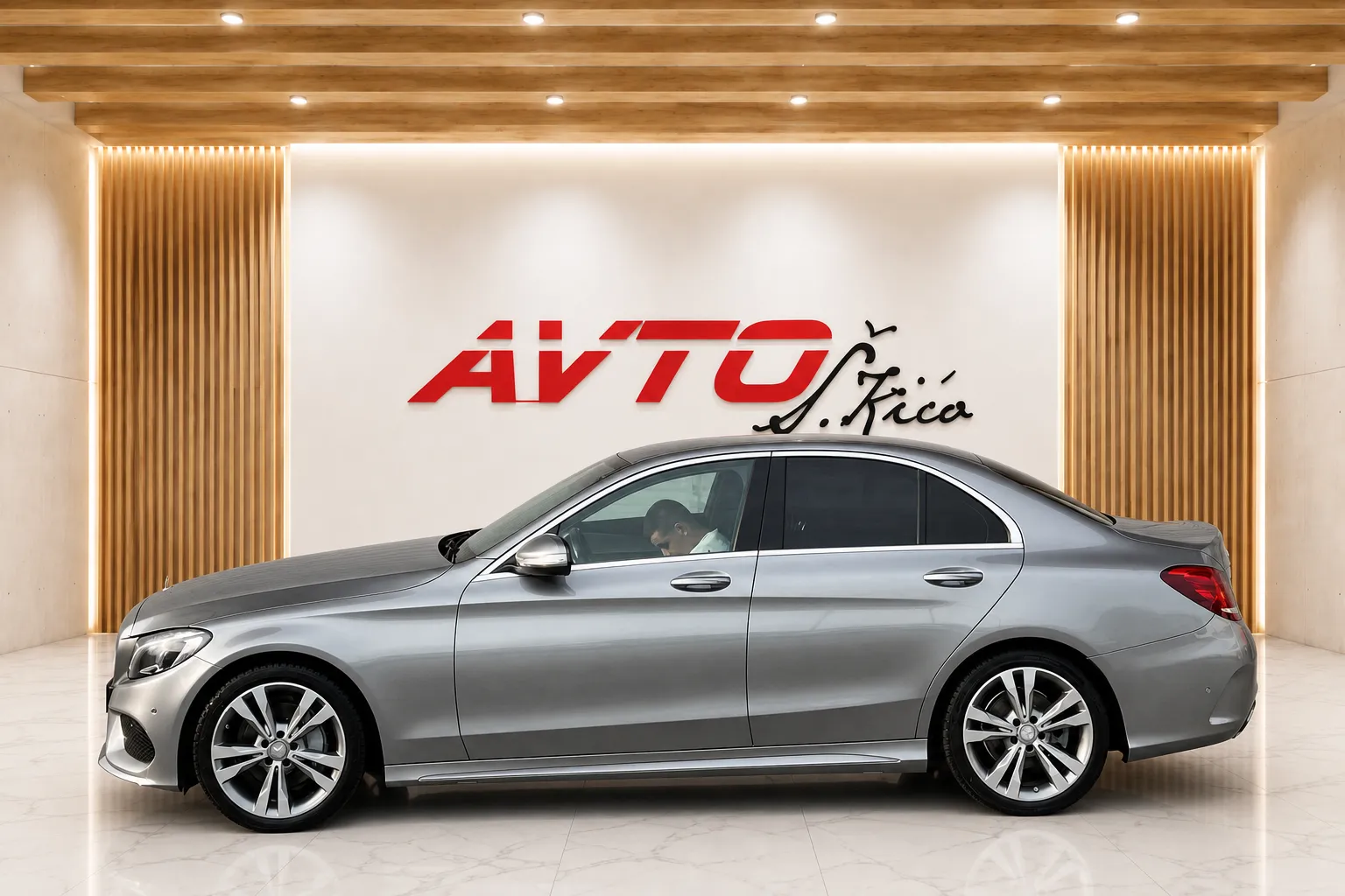 Zunanja slika - Mercedes-Benz C-Razred - 200 d-AMG-BI-XENON-LIMO-FULL LED-NAVI-TEMPOMAT-P.. - 5