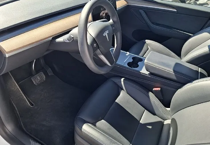 Zunanja slika - Tesla Model Y - Long Range - samo 28.335 kilometrov - 5