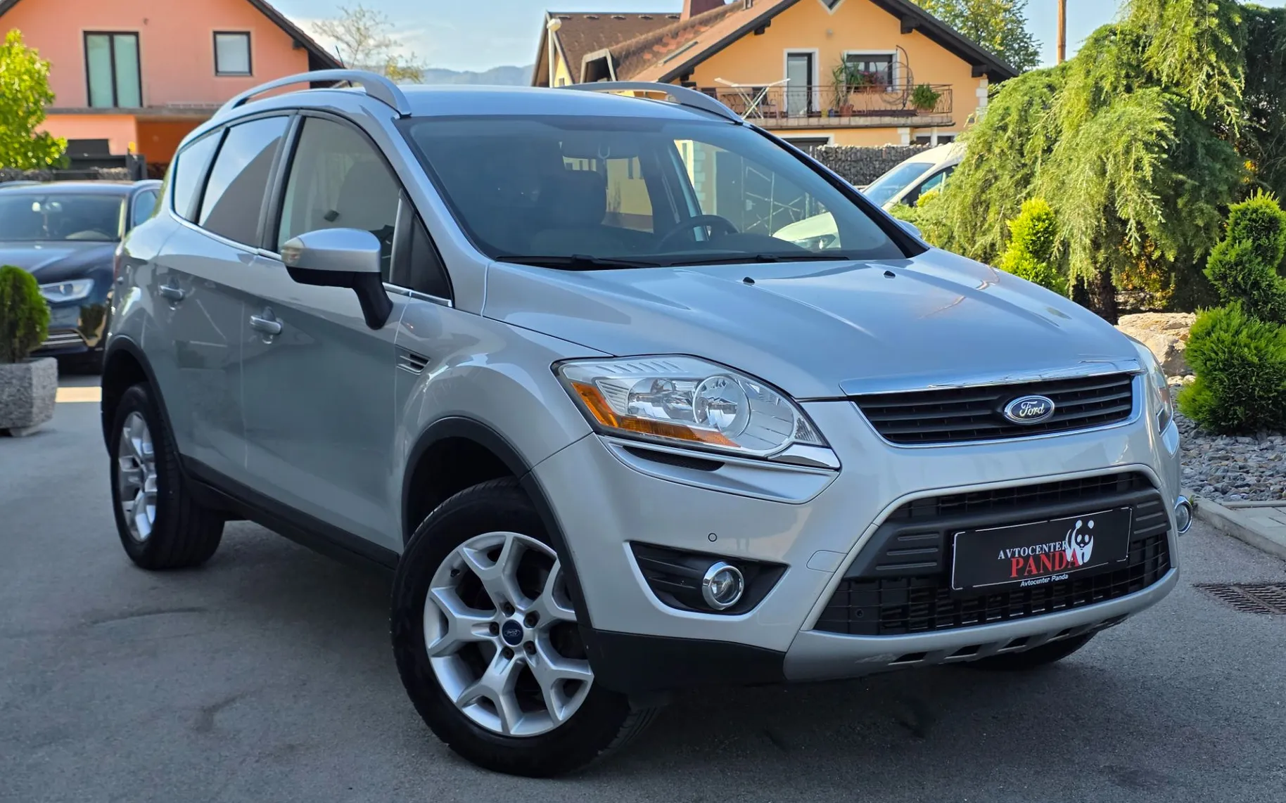 Zunanja slika - Ford Kuga - 2,0 TDCi AWD - 6