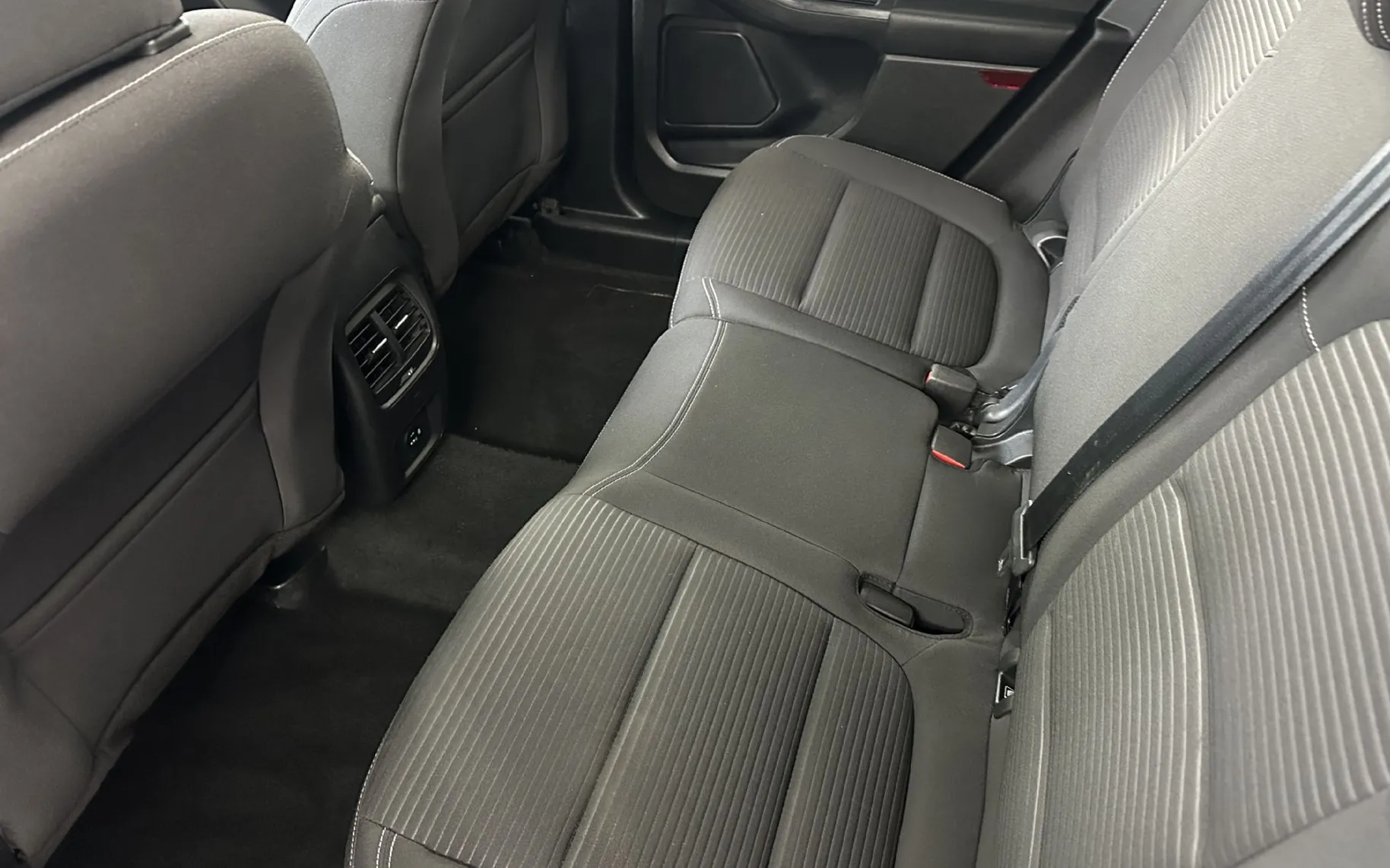 Zunanja slika - Ford Kuga - 2.5 190CV BVA6.KAMERA.NAVI.LED.ALU.2022.140 kw - 5