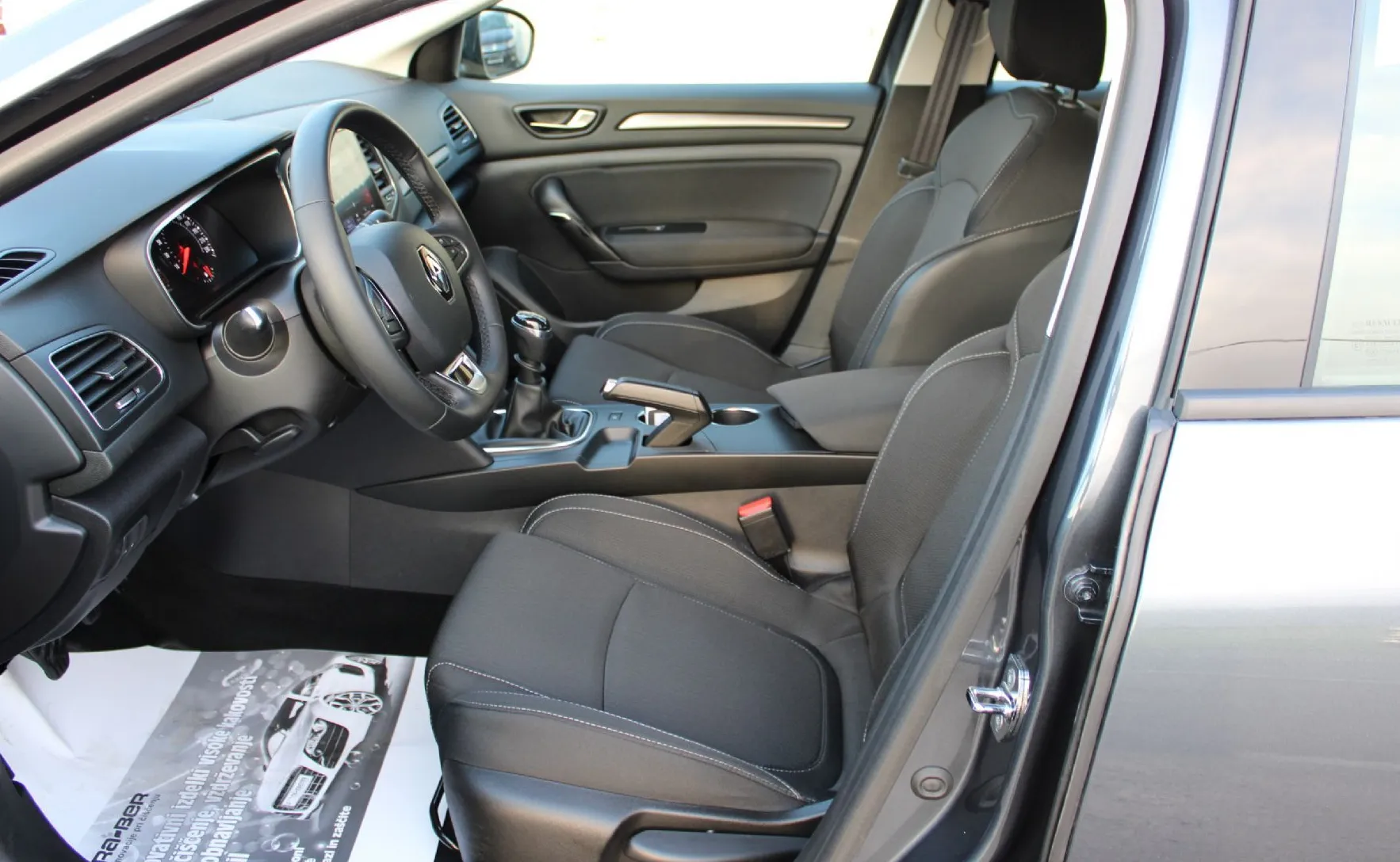 Zunanja slika - Renault Mégane - Megane Blue dCi 115 BUSINESS NAVI-PDC-LED-LINE ASSIST - 11