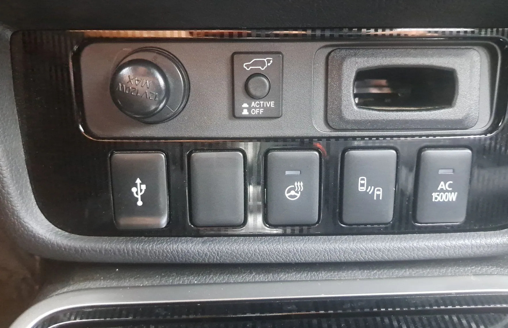 Zunanja slika - Mitsubishi Outlander - PHEV 4WD 2.4 Diamond Avt. - 18