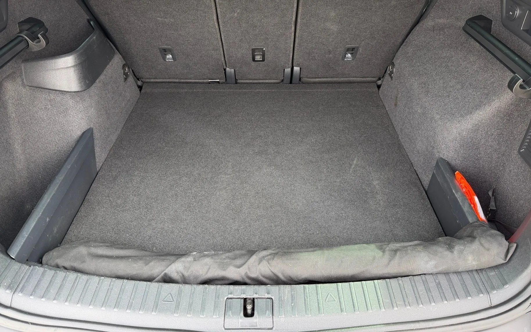 Notranja slika - Škoda Kodiaq - 4x4 2.0 TDI Sportline DSG-20 COL Webasto-Memory - 12