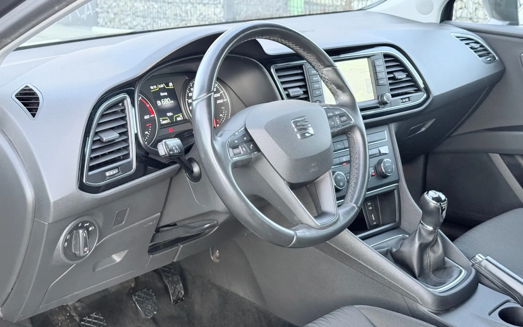 Zunanja slika - Seat Leon - ST 4X4 1,6 TDI Style - 11