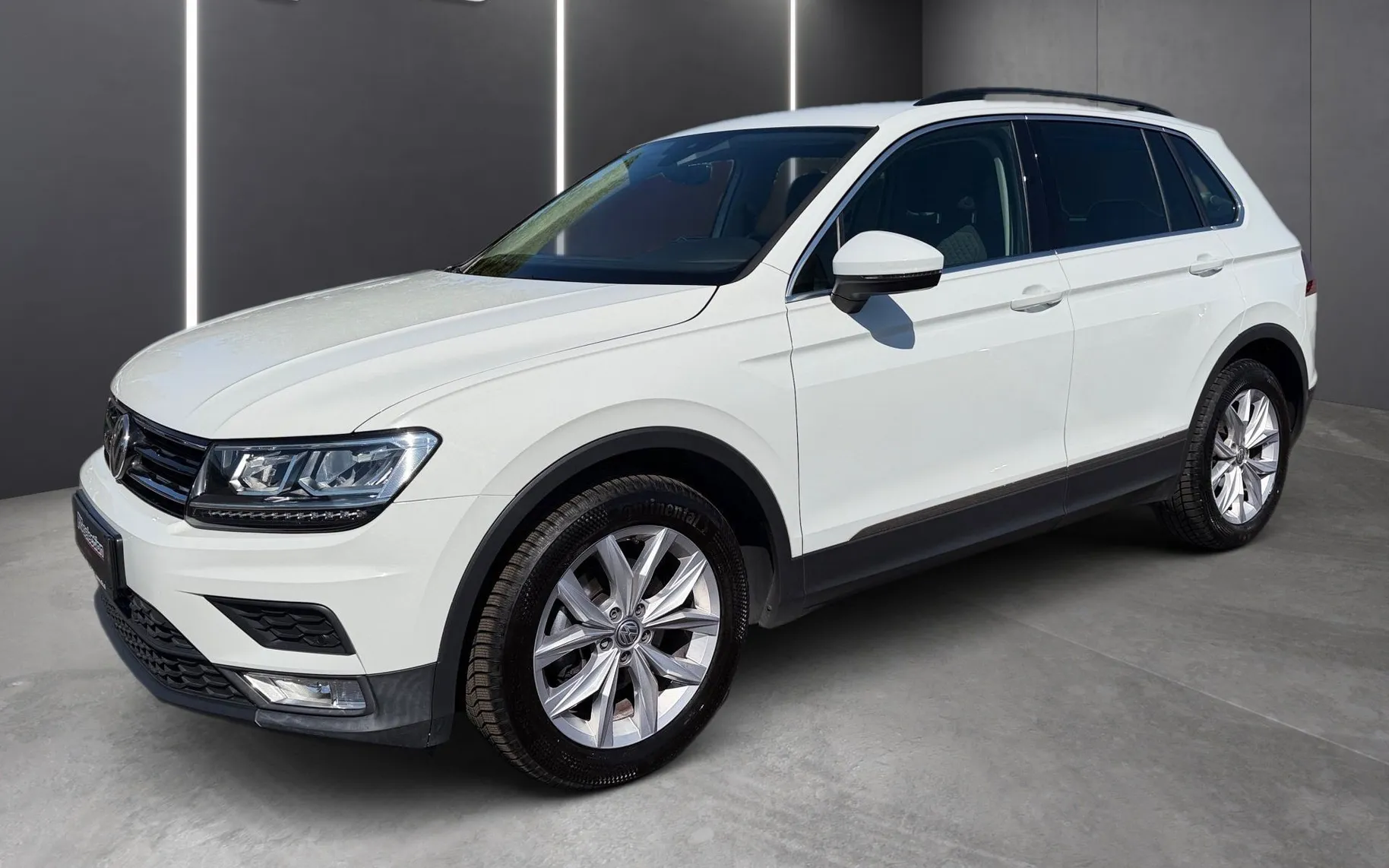 Zunanja slika - Volkswagen Tiguan - 1.4 TSI ACT BMT Comfortline-LED-ACC-PDC-Vzv.kamera - 1