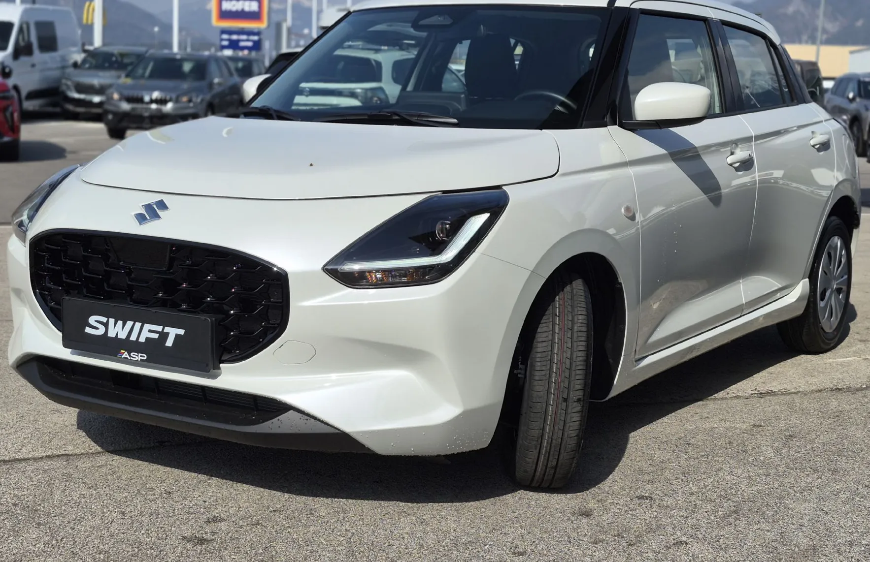 Zunanja slika - Suzuki Swift - 1.2 HIBRID COMFORT - 4