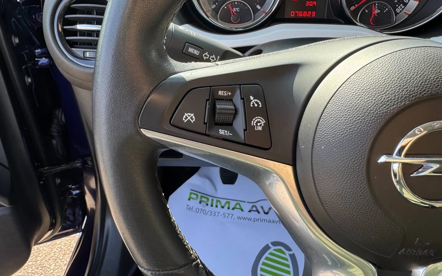 Zunanja slika - Opel Adam - VIOLA°SLO°2.LAST°DVOBARVEN°TEMPOMAT°BLUETOOTH°AL.. - 16