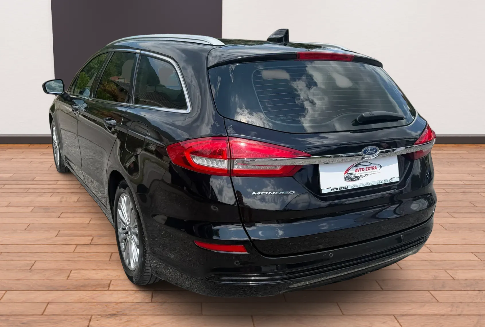 Zunanja slika - Ford Mondeo - 2,0 TDCi Titanium - 6