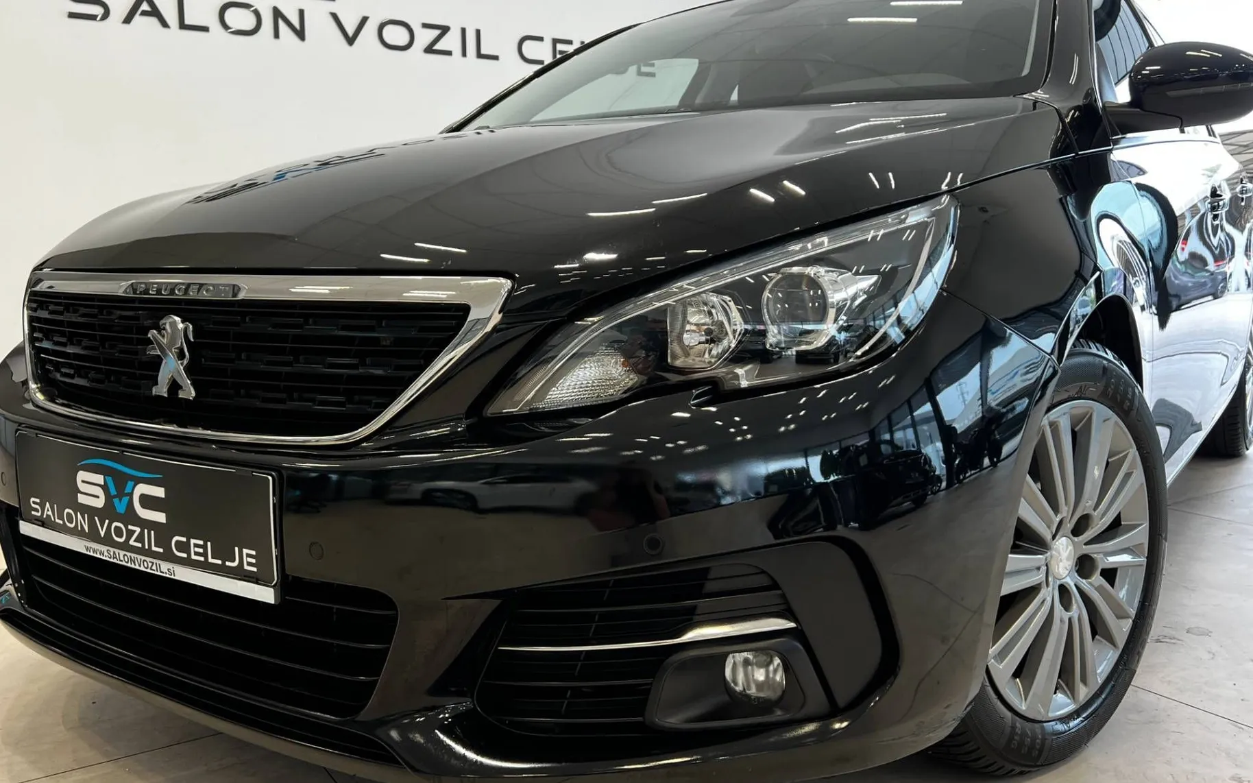 Zunanja slika - Peugeot 308 - 1.2-130KM-ALLURE-AUT-2X-PDC-F1-NAVI-LED-AP-CARPL - 1