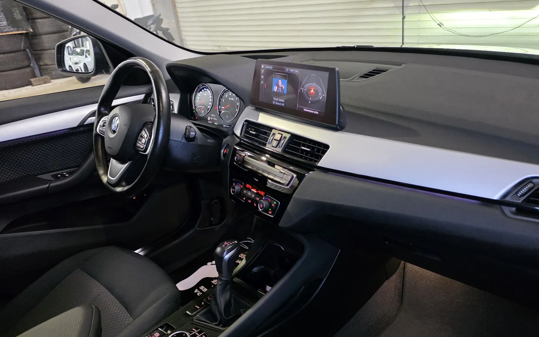 Zunanja slika - BMW X1 - xDrive25e Avt. Advantage Avt. ACC NAVI HEADUP LED KAM - 7