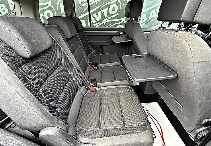 Zunanja slika - VW Touran - 2.0 TDI avt. Highline 103 140 +ALU19+VELIK SERVIS - 11