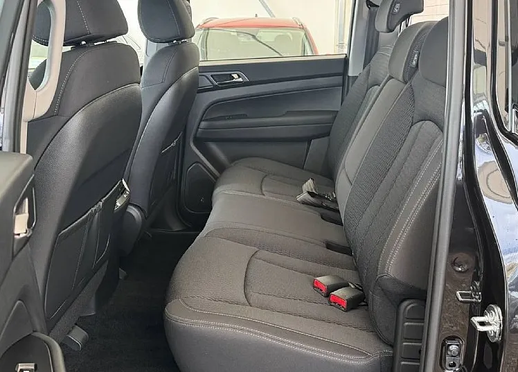 Zunanja slika - SsangYong Musso - 2.2 XDi Active+ 4WD M T - 11