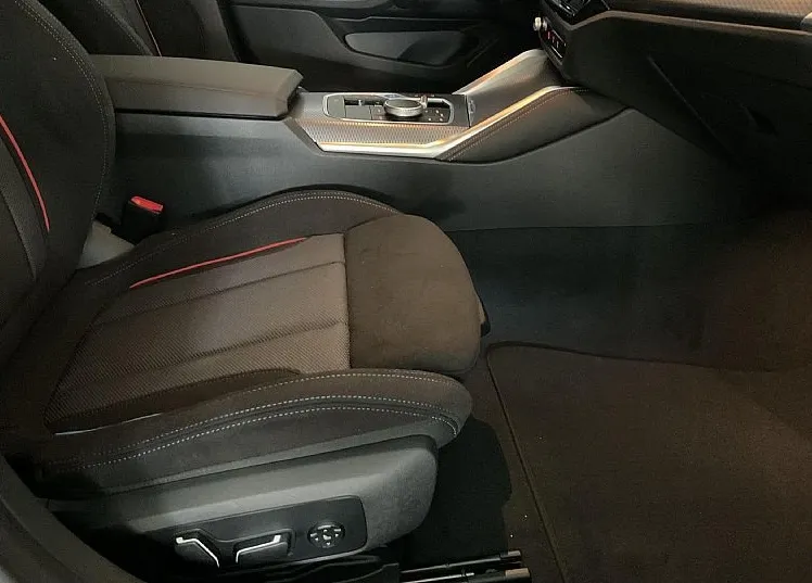 Zunanja slika - BMW i4 - eDrive40 NA ZALOGI - 12