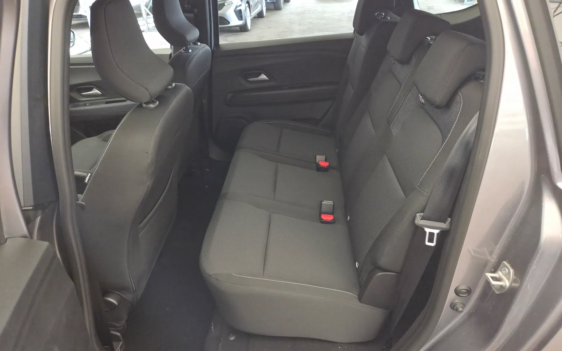 Zunanja slika - Dacia Jogger - Expression 110 + Paket Varnost + My Revision - 15