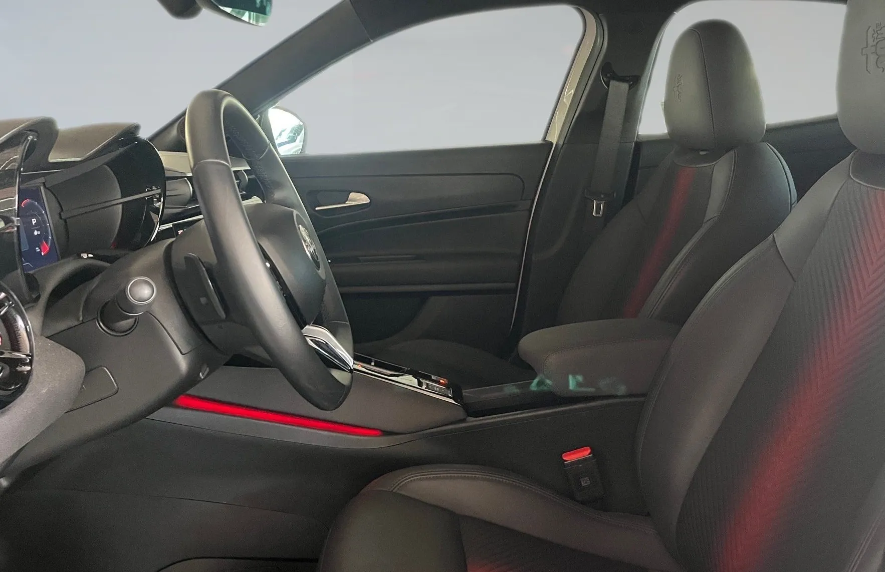 Zunanja slika - Alfa Romeo Junior - 1.2 E-DCT6 MHEV 145 5V SPECIALE - 7