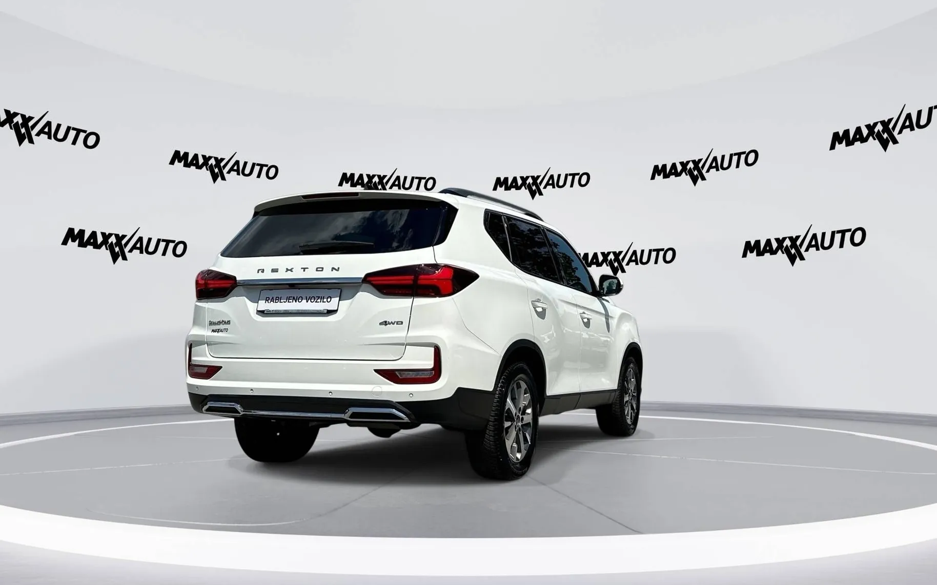 Zunanja slika - SsangYong Rexton - 2.2 XDi Limited 4WD AT - 5