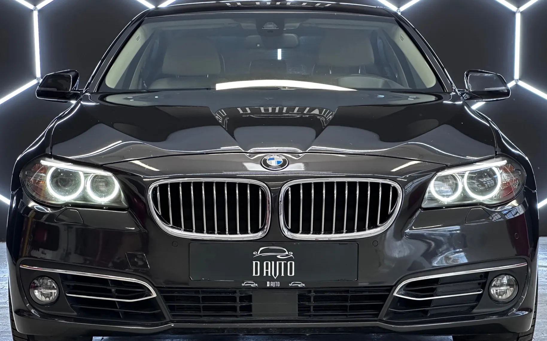 Zunanja slika - BMW serija 5: - 525d VIRTUAL+HUD+V.NAVI+MEMORY+MRTVI KOT+ACC+L.AS. - 2