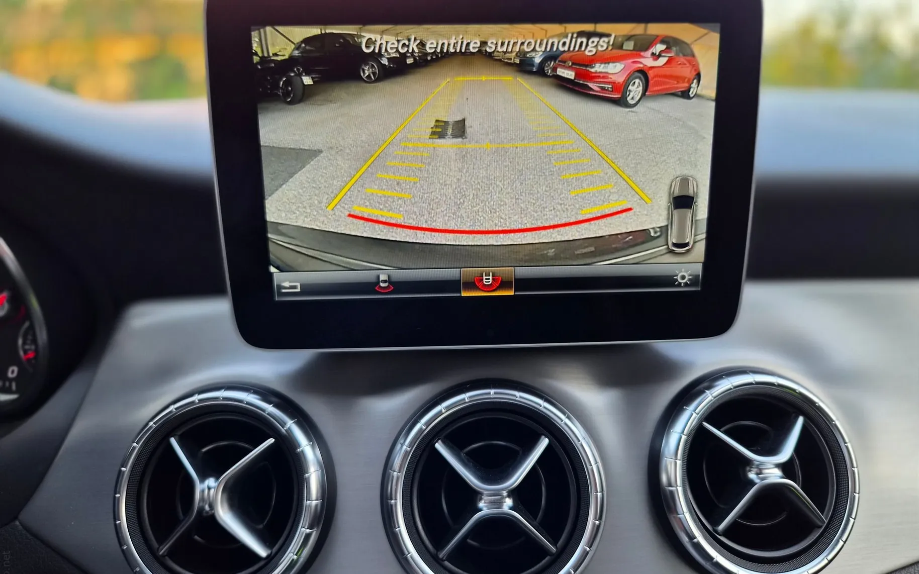 Notranja slika - Mercedes-Benz CLA Shooting Brake - 220D-4MATIC-SHOOTING BRAKE-AMG LINE-18COL-KAMERA- - 7