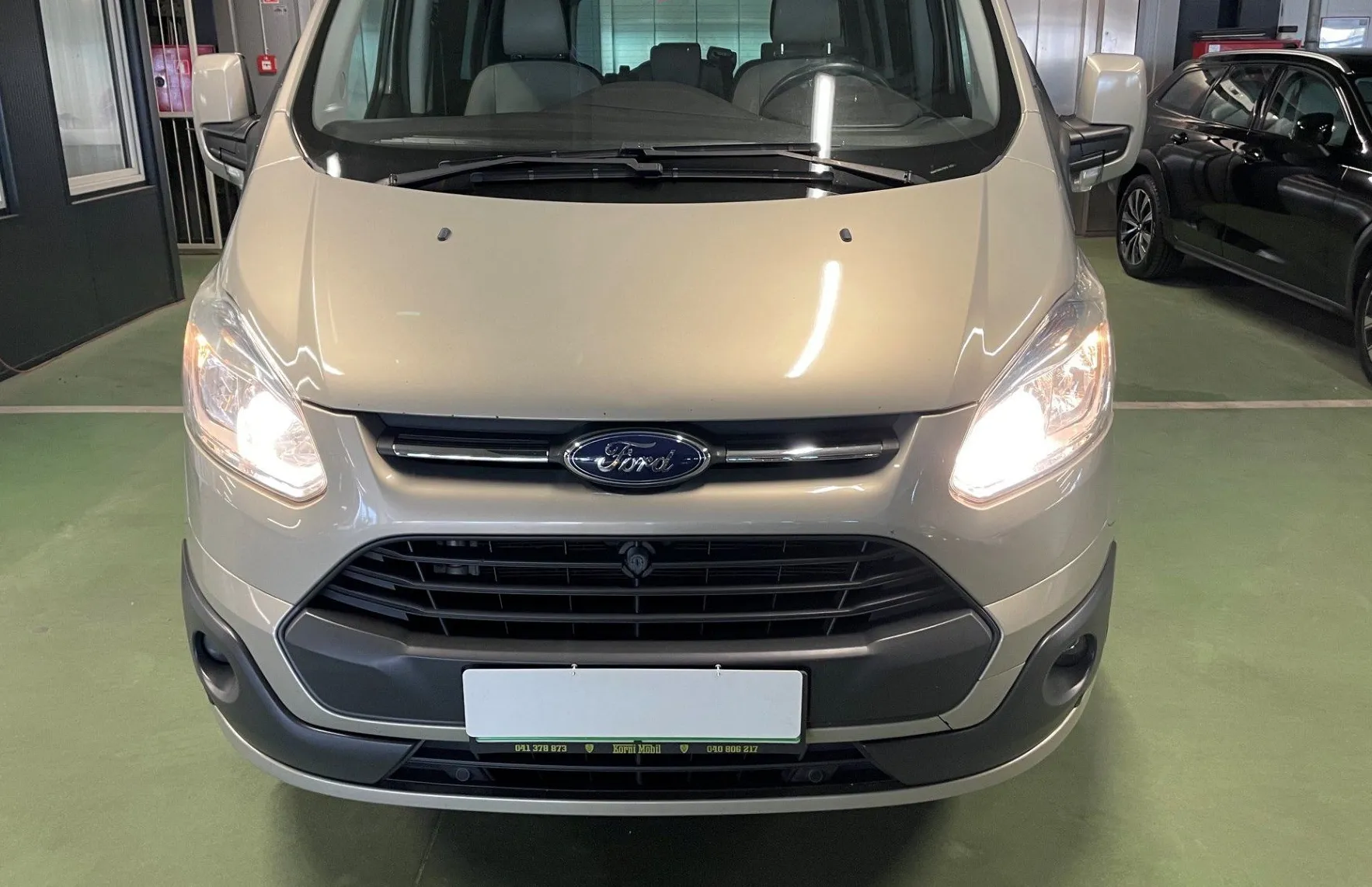 Zunanja slika - Ford Transit Custom - KOMBI 2.2 TDCi 6. SEDEŽEV 92 KW - 2