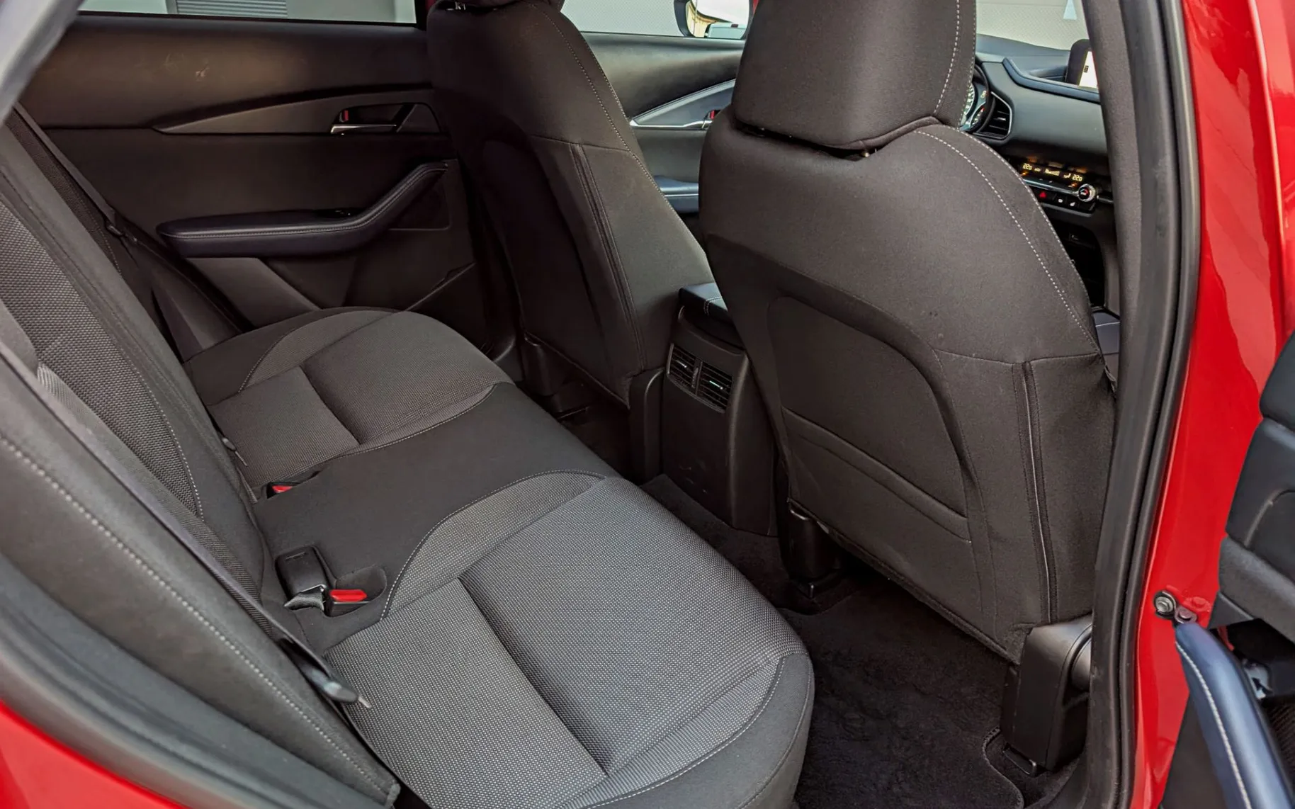 Zunanja slika - Mazda CX-30 - X180 GT 1.LASTNIK|MATRIX|KEYLESS|KAMERA|GR. SEDEŽEV|18 COL - 13