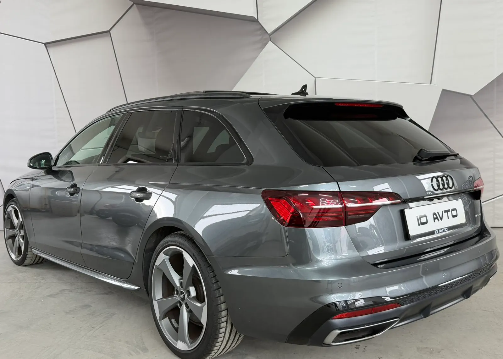 Zunanja slika - Audi A4 - quattro AUT. - 4