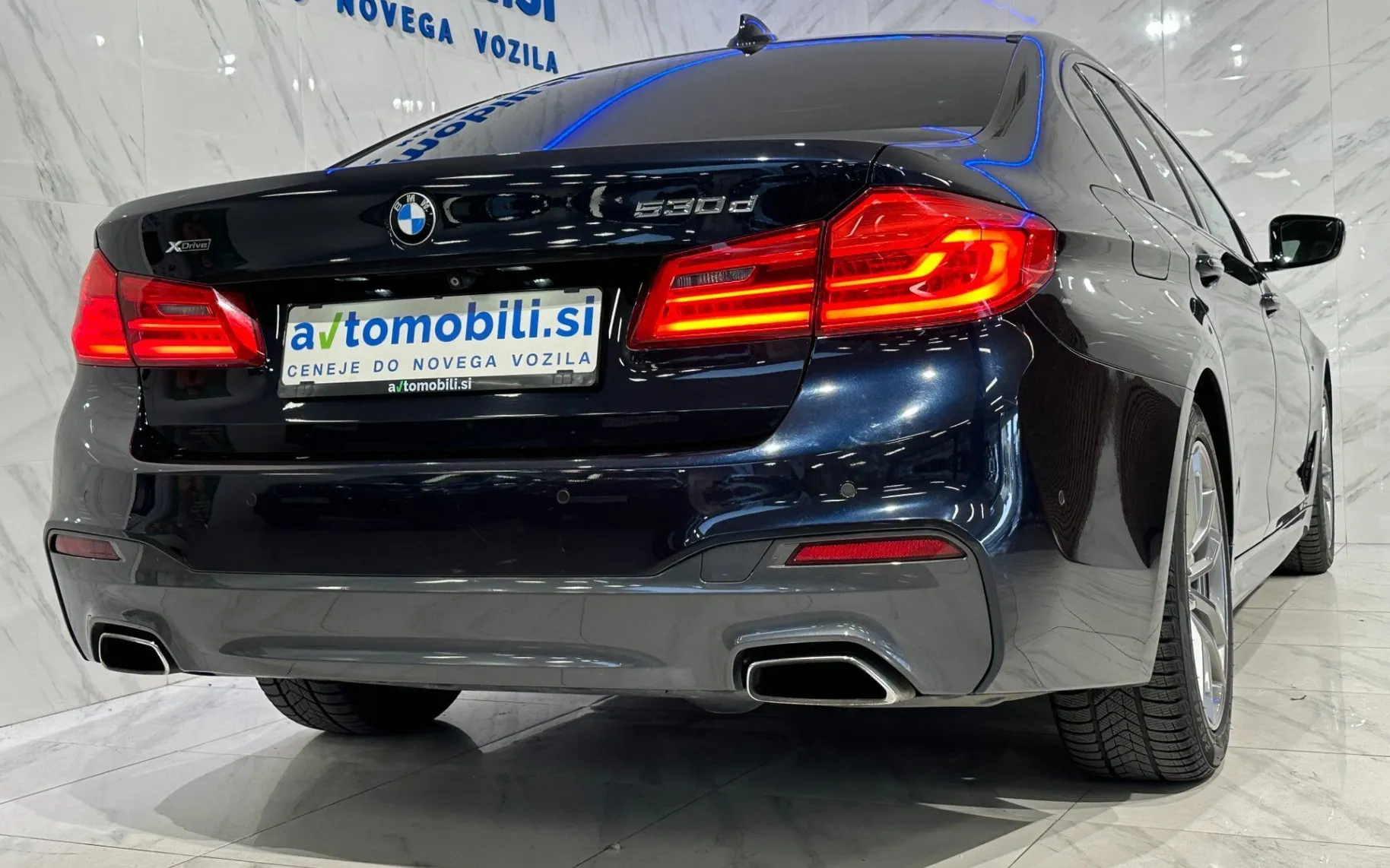 Zunanja slika - BMW serija 5: - 530d xDrive |M-Sport|Pano|4WS|Kamera|HUD|Memory| - 6