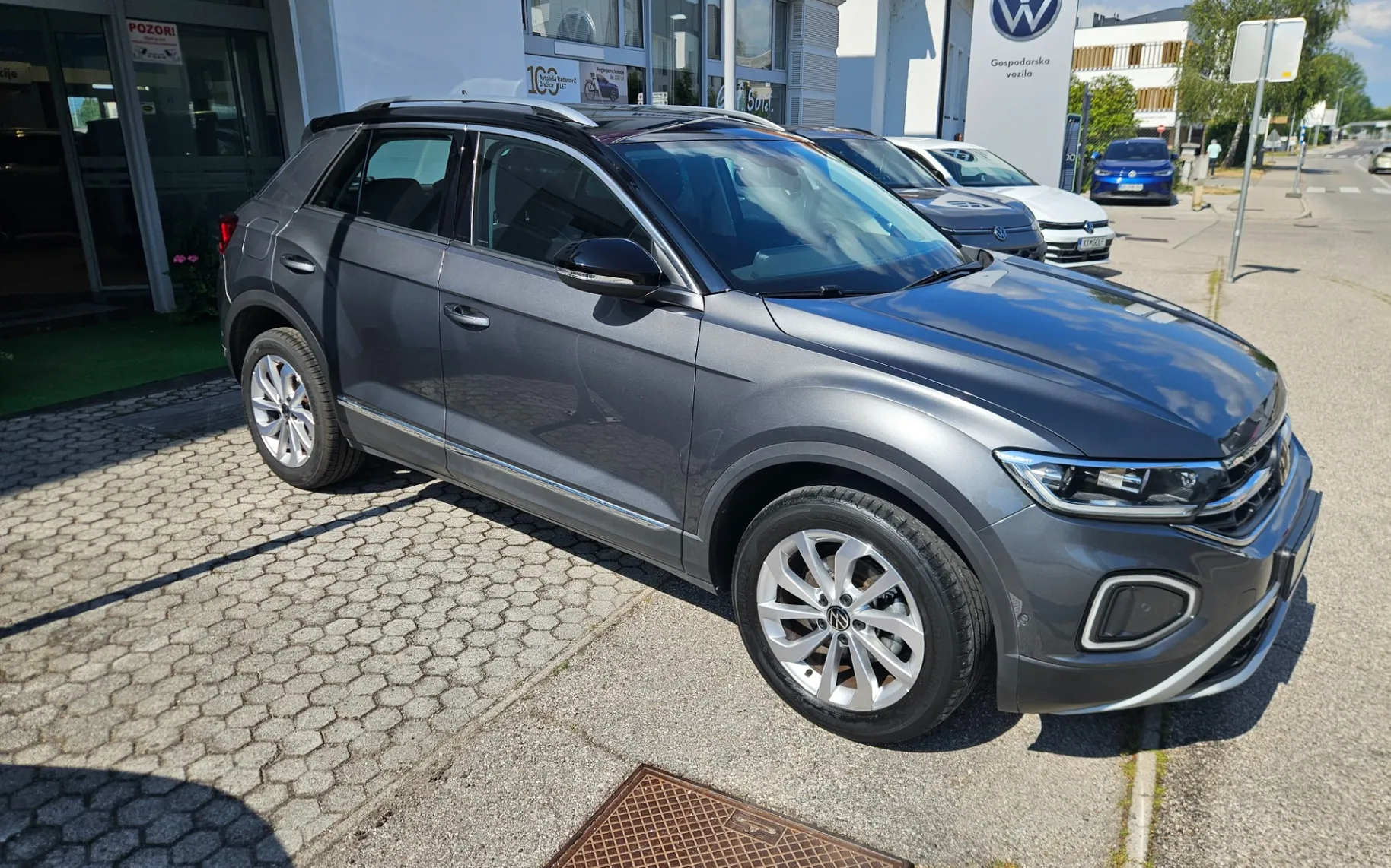 Zunanja slika - Volkswagen T-Roc - 1.5 TSI BMT Style DSG - 2