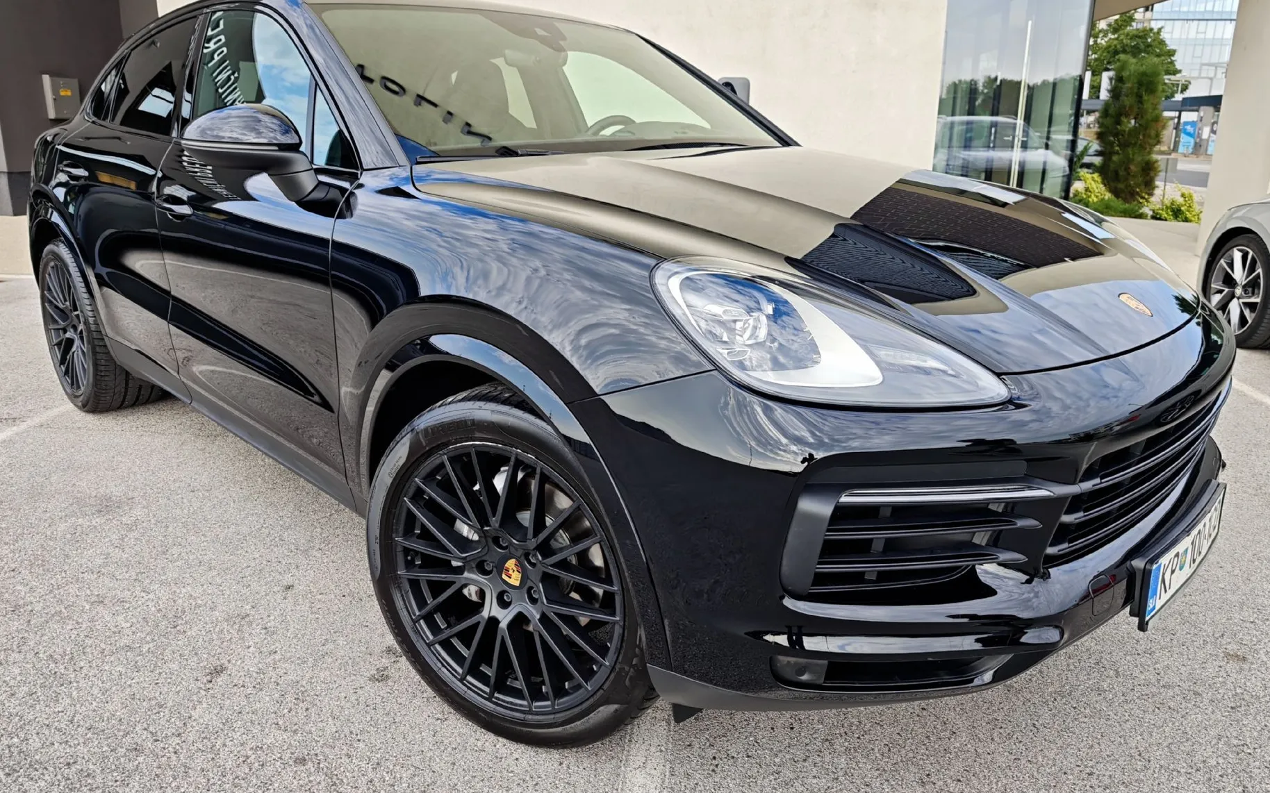 Zunanja slika - Porsche Cayenne - Coupe 3.0 V6 BOSE HEAD UP NIGHT PAKET KAM PANO 21COL - 2