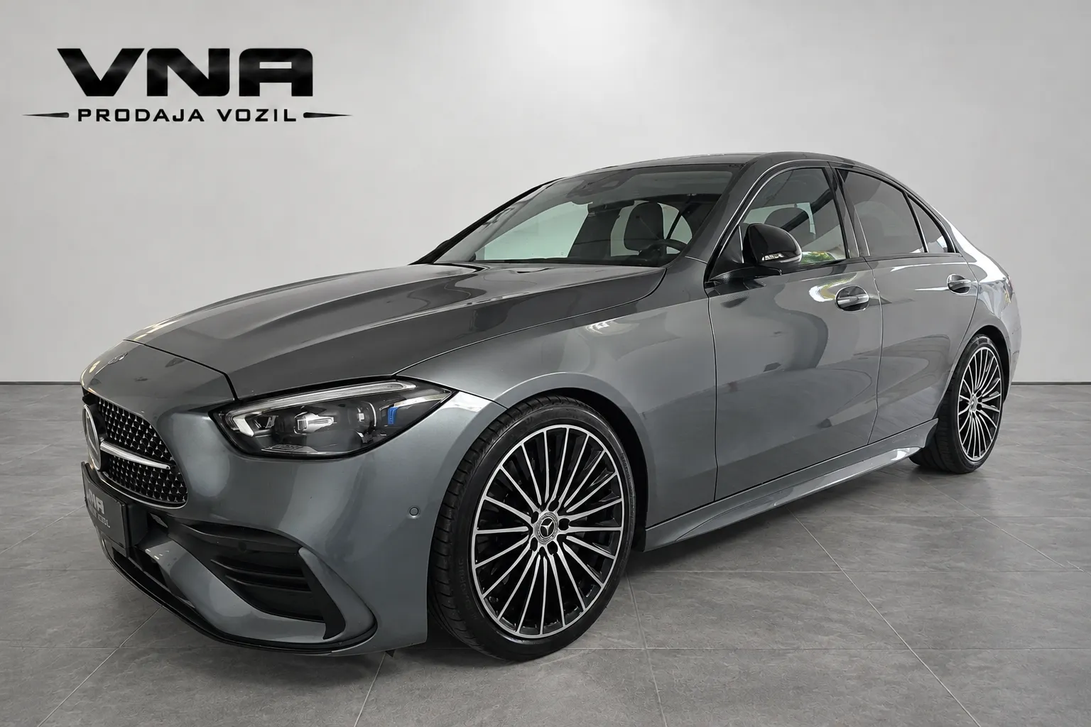 Zunanja slika - Mercedes-Benz C-Razred - C 220 d AMG |VIRTUAL|RADAR|BLIS|LANE|360KAM|KLJUKA - 1
