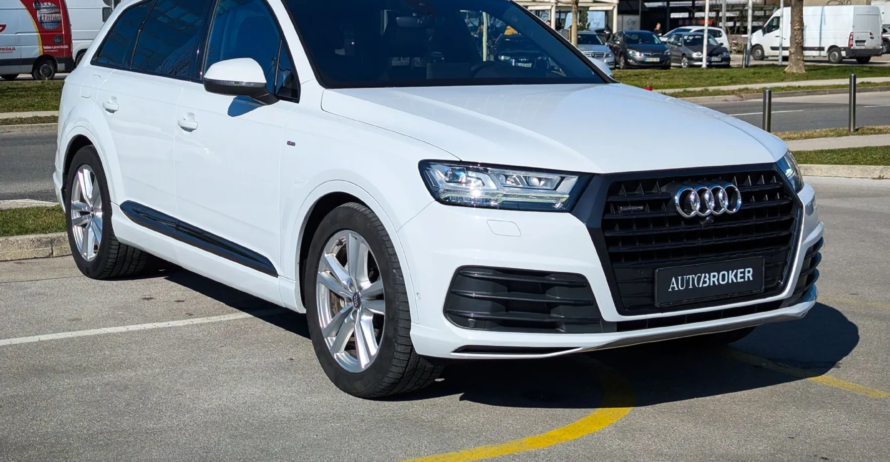 Zunanja slika - Audi Q7 - 3.0 TDI Quattro S-line 7 sed. kljuka BOSE Head-Up - 3