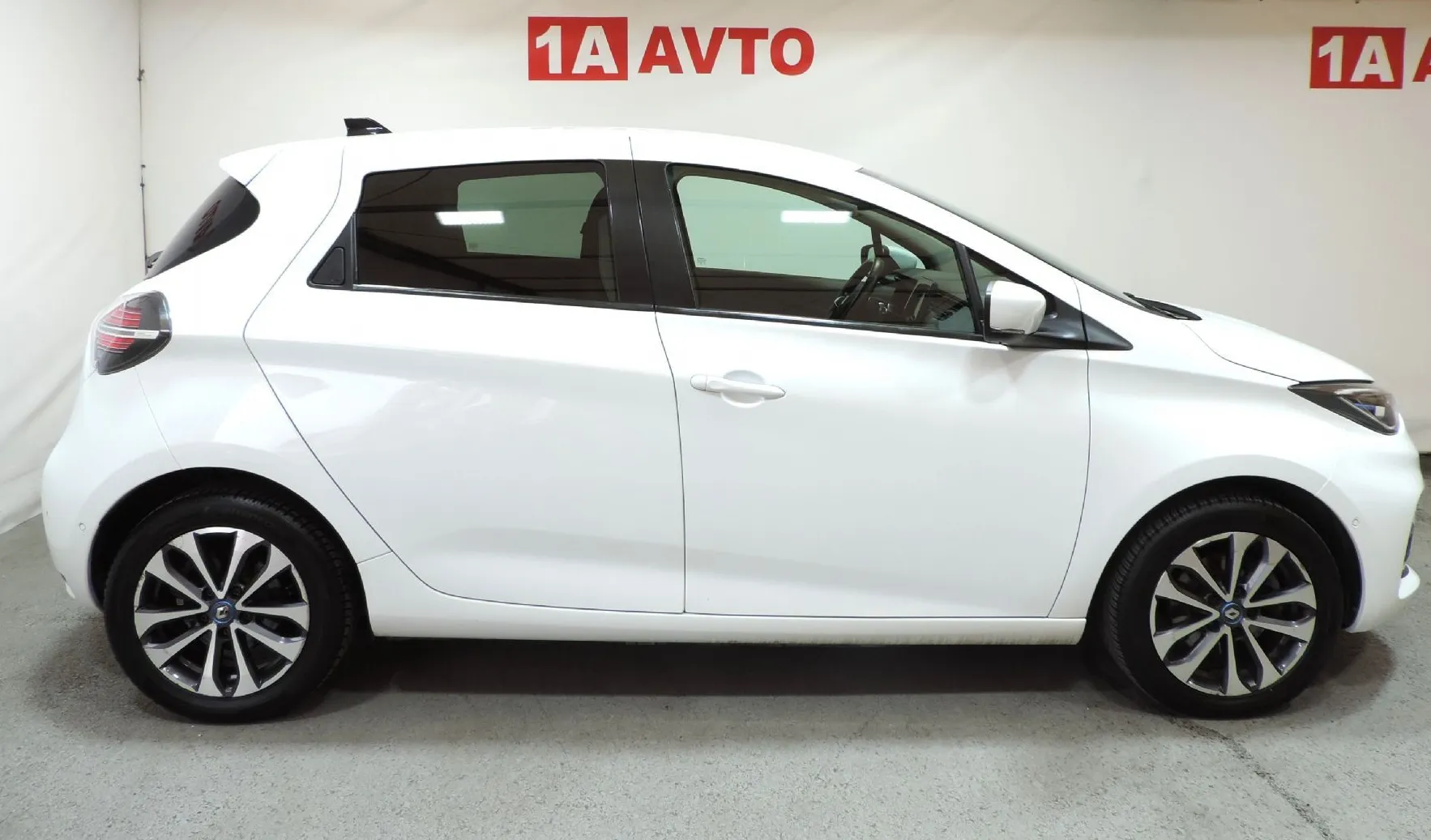 Zunanja slika - Renault Zoe - INTENS R135 - 4