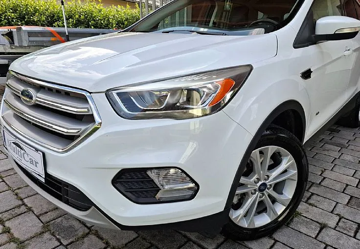 Zunanja slika - Ford Kuga - 4x4 2.0 TDCi TITANIUM Powershift - 1