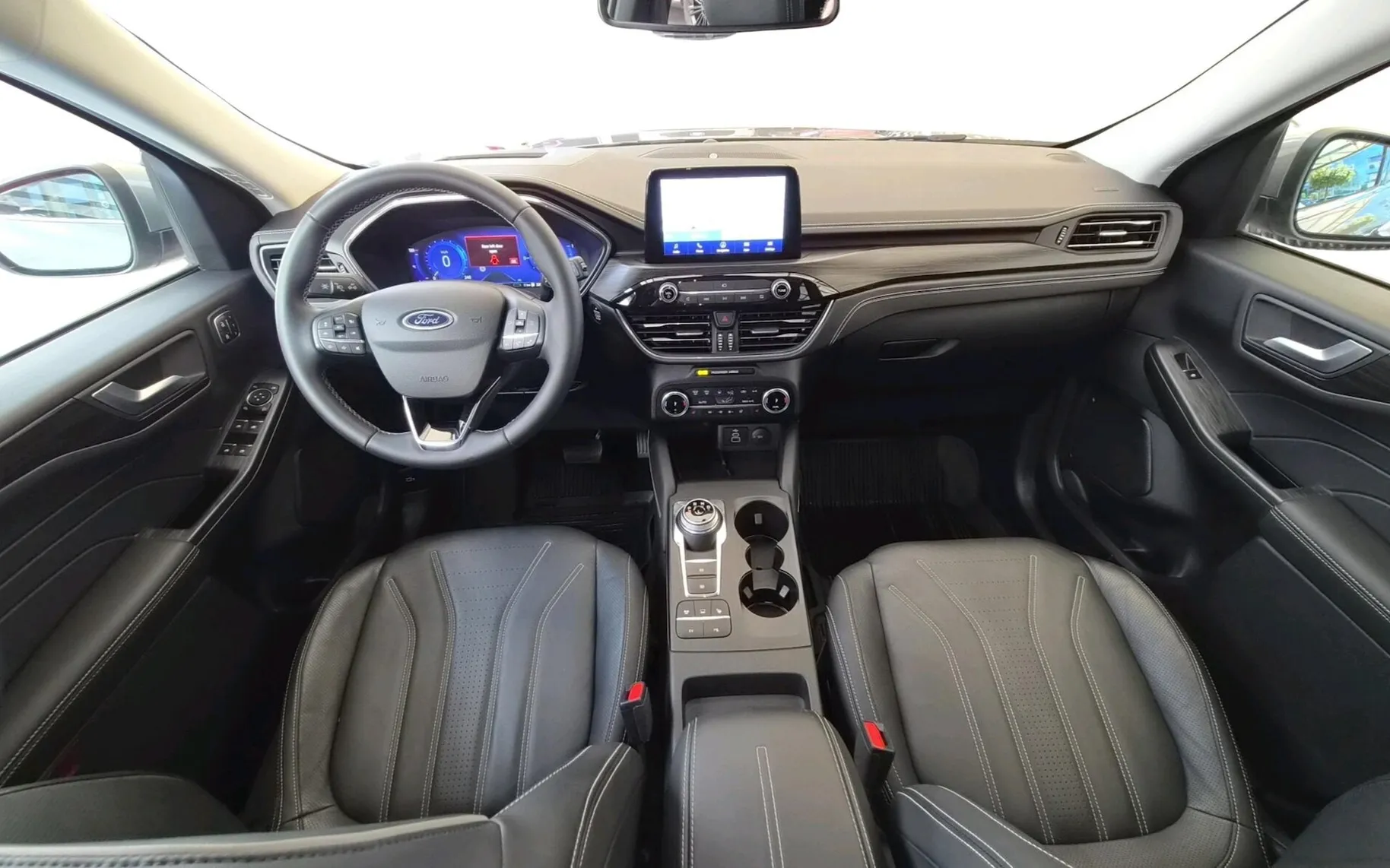 Zunanja slika - Ford Kuga - 2.5 Duratec PHEV Vignale AVT.-SLO-USNJE-HEAD-UP - 4