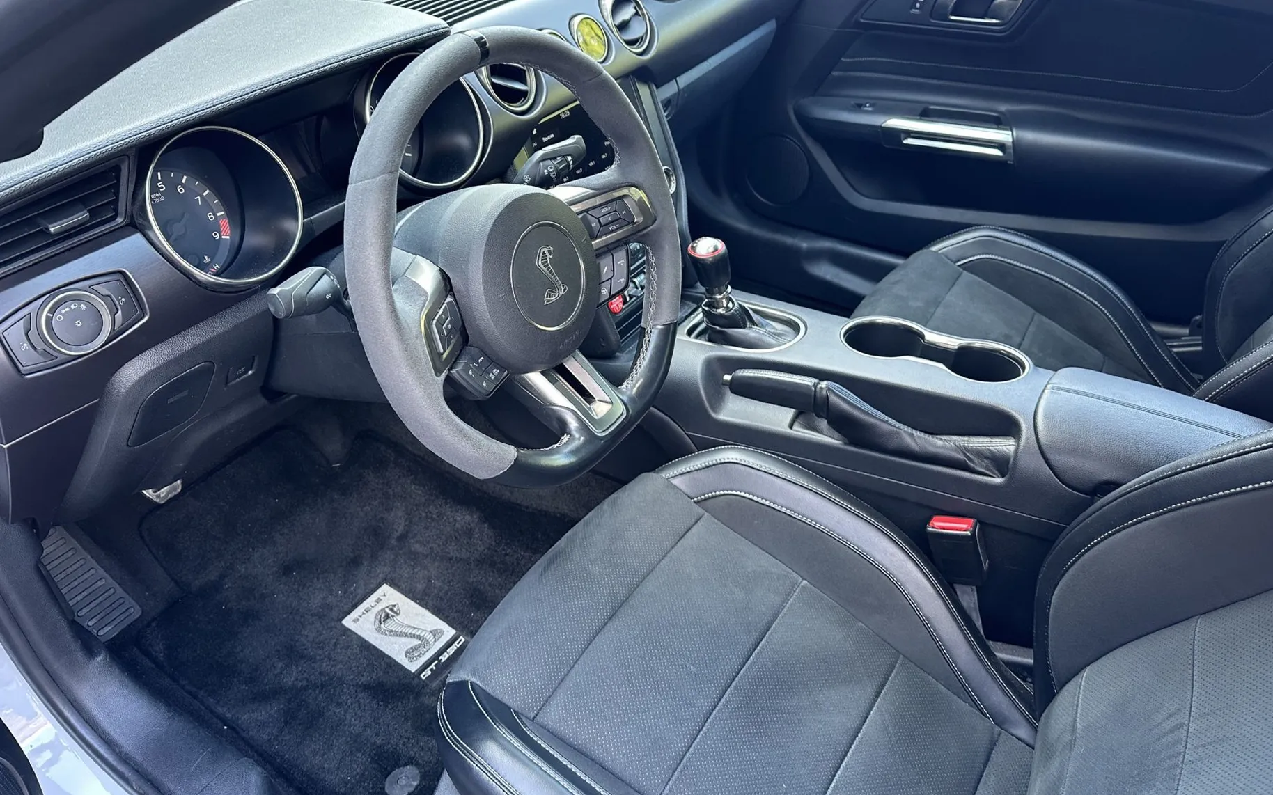 Zunanja slika - Ford Mustang - SHELBY 5.2 V8 FPC 533KS - ATRAKTIVEN - 7