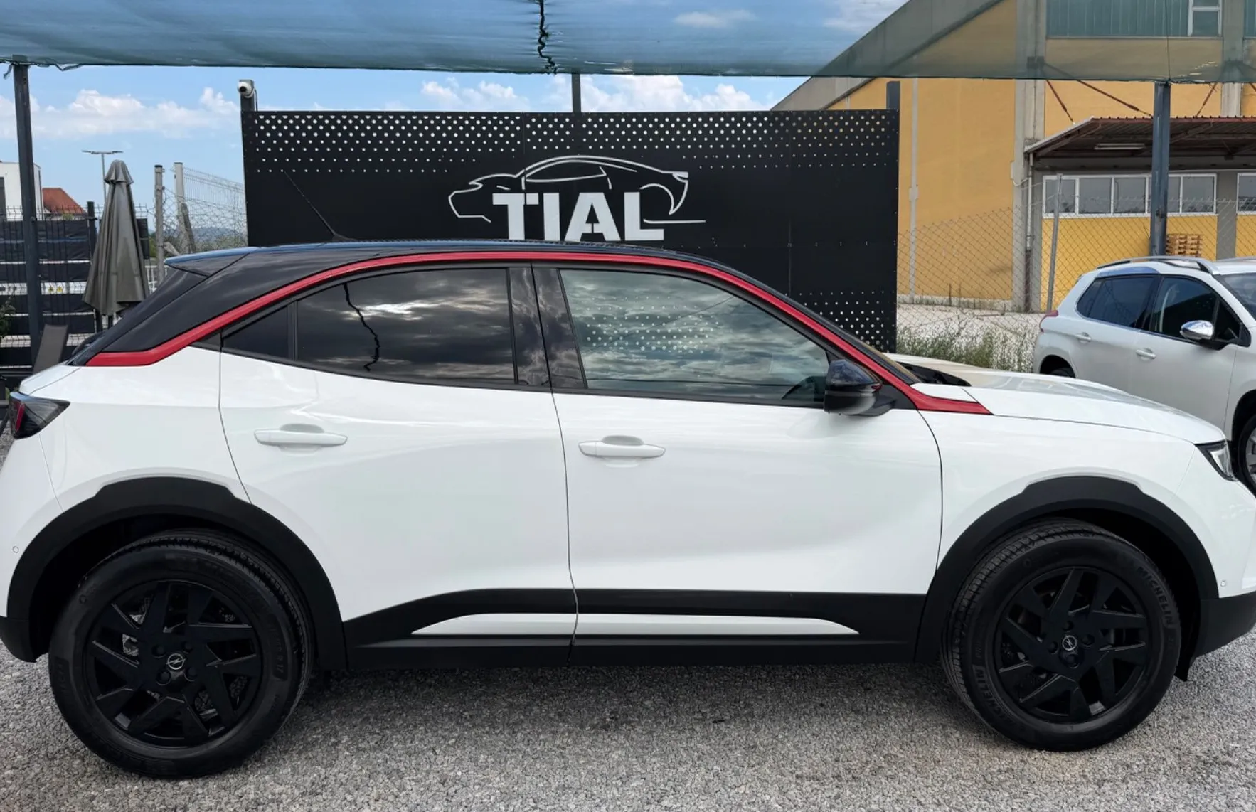 Zunanja slika - Opel Mokka - 1.2 GS LINE SLO-AUT-NAVI-KAMERA-ALU-VELIK SERVIS - 8