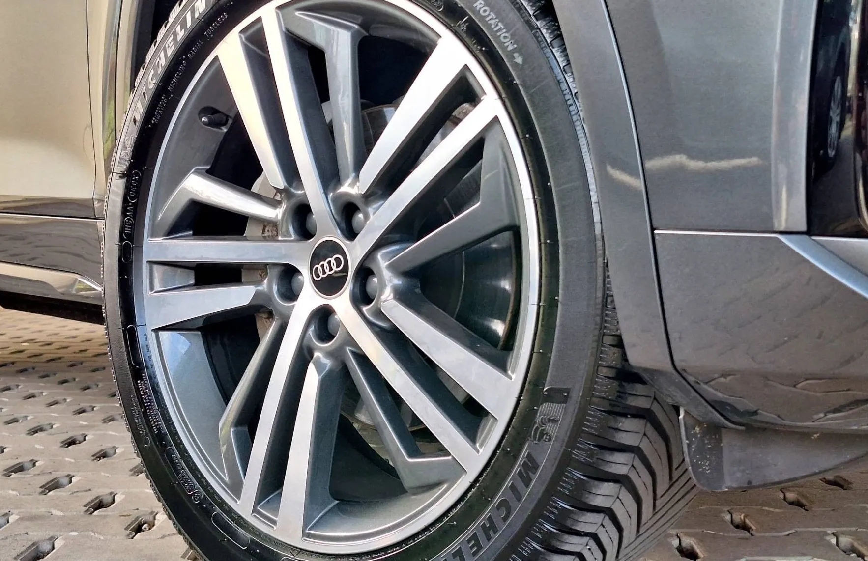 Zunanja slika - Audi Q5 - 40 TDI Quattro S-LINE•MATRIX•ACC•KAMERA•VL.KLJUKA• - 8